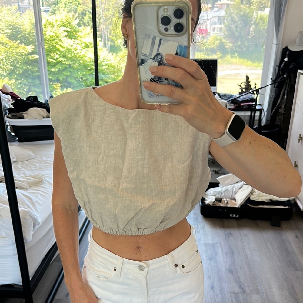Dissh cropped linen top with shoulder pads